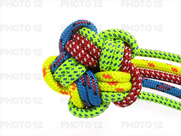 Colorful ropes looped together. Photo : David Arky