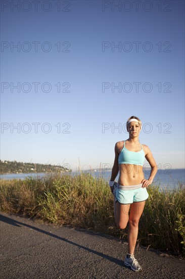 Runner stretching. Photo : Take A Pix Media