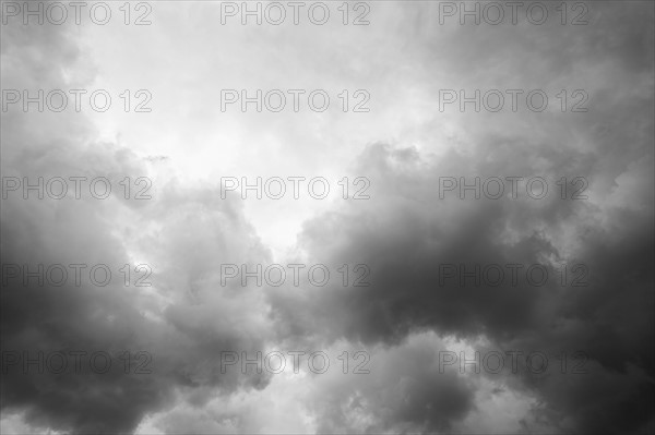 Storm clouds. Photo : Chris Hackett