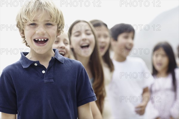 Group of happy children. Photo : momentimages