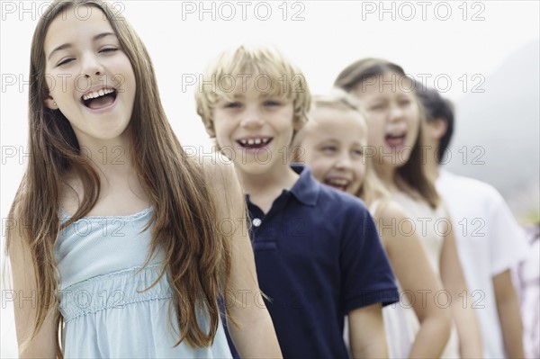 Group of happy children. Photo : momentimages