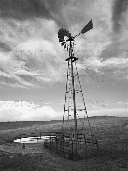 Windmill. Photo : John Kelly