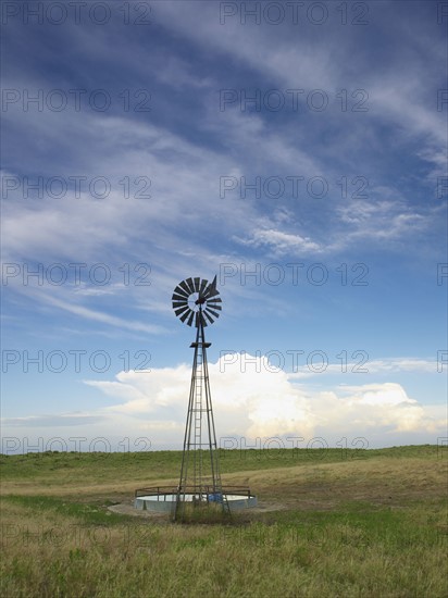 Windmill. Photo : John Kelly