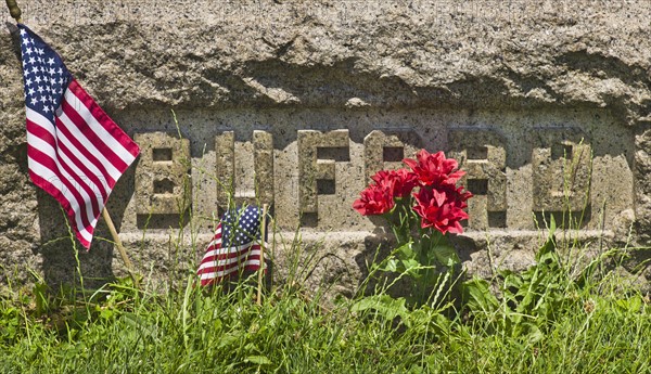 Base of monument to general buffard.