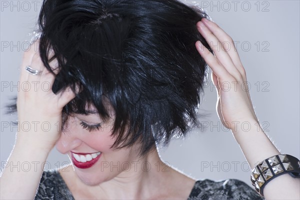 Woman shaking her head. Photo : Daniel Grill