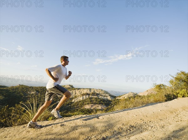 Trail runner. Photo. Erik Isakson
