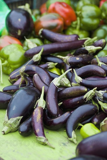 Produce display at farmer's market. Photo : Antonio M. Rosario