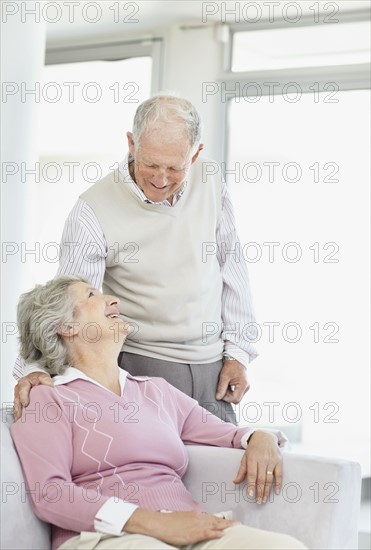 Affectionate senior couple. Photo : momentimages