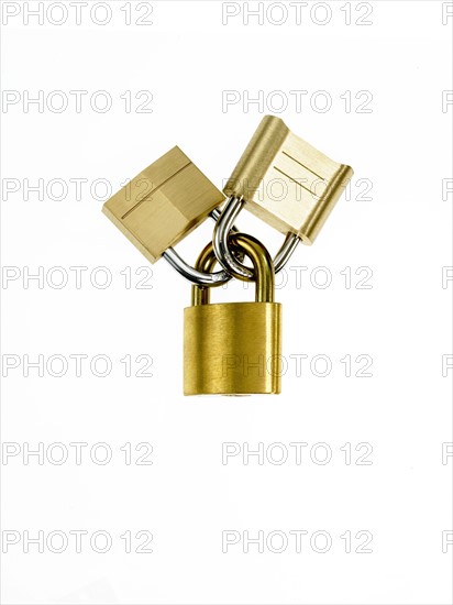 Padlocks locked together. Photo : David Arky