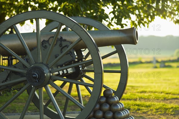 Civil war cannon.