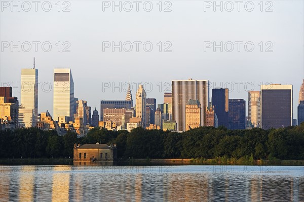 USA, New York State, New York City, Skyline with Bloomberg Building, view from Central Park. Photo : fotog