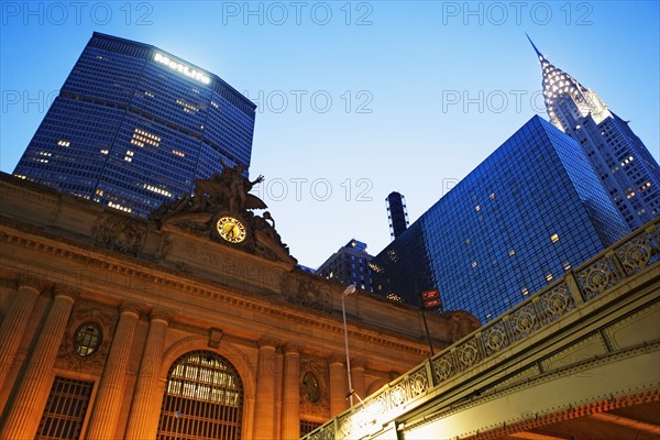 USA, New York State, New York City, Grand Central Station, Met Life building and Chrysler building at dusk. Photo : fotog