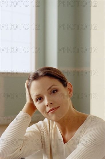 Relaxed woman. Photo : Fisher Litwin