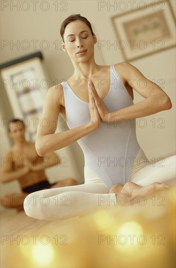 Woman in yoga class. Photo : Fisher Litwin