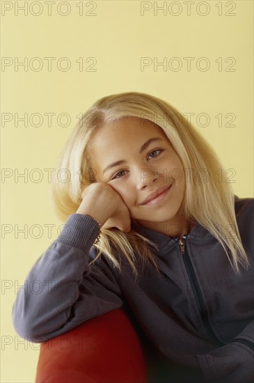 Cute blond girl. Photo : Fisher Litwin