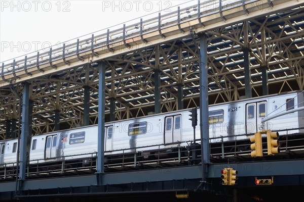 USA, New York State, Brooklyn, Coney Island, Subway Platform. Photo : fotog