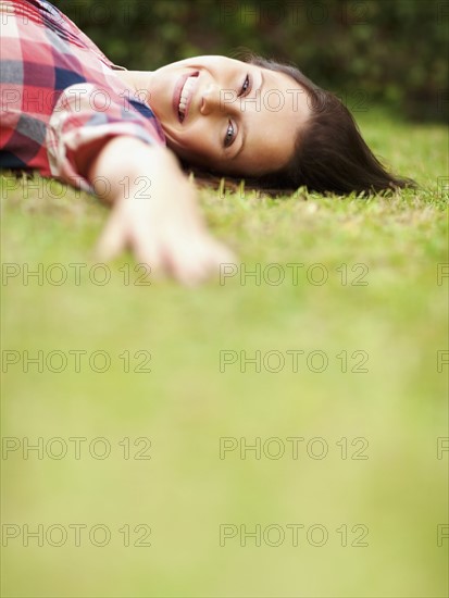 Portrait of young woman. Photo : Momentimages