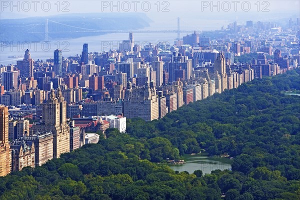 USA, New York State, New York City, New Jersey shore line. Photo : fotog