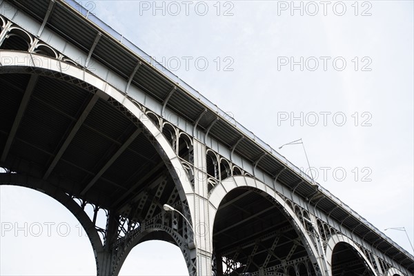 USA, New York State, New York City, Elevated road. Photo : fotog