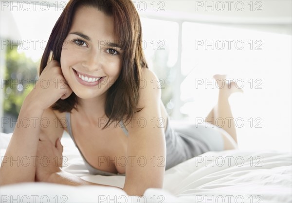 Portrait of young woman. Photo : Momentimages