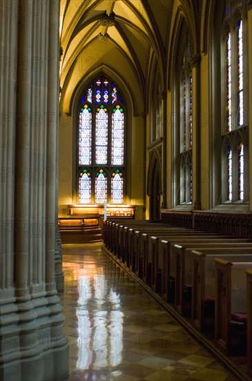 Church interior. Photo : Antonio M. Rosario