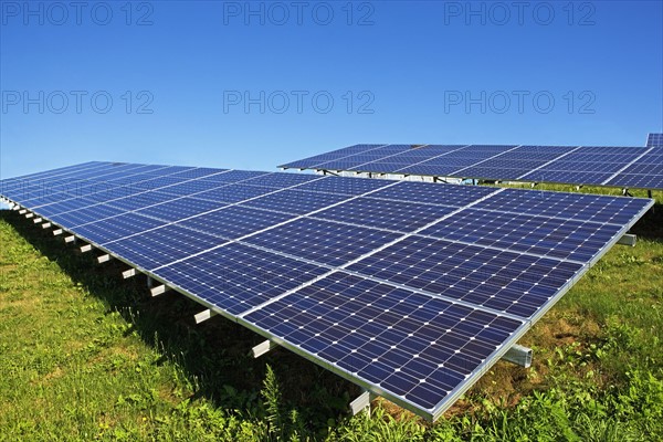 Death Valley, Solar panels. Photo : fotog