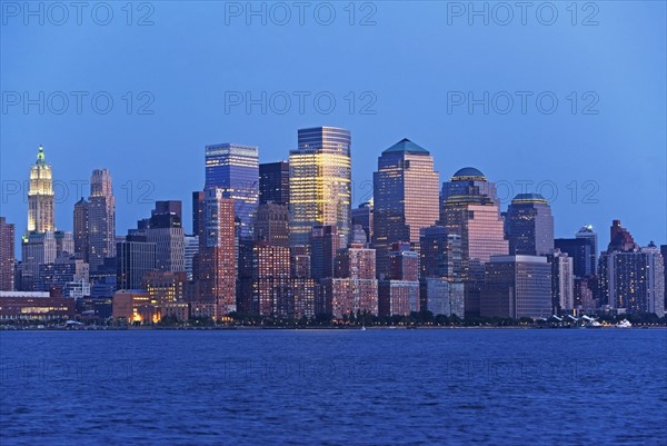 USA, New York State, New York City, Manhattan, World Financial Center at dusk. Photo : fotog
