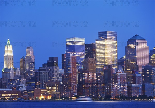 USA, New York State, New York City, Manhattan, World Financial Center at dusk. Photo : fotog