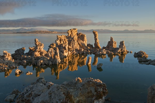 USA, California, Tuffa at sunrise. Photo : Gary J Weathers