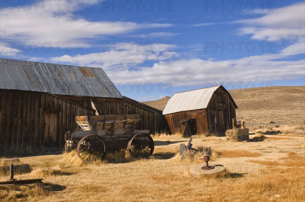 USA, California, Bodie, Old barn on plains. Photo : Gary J Weathers
