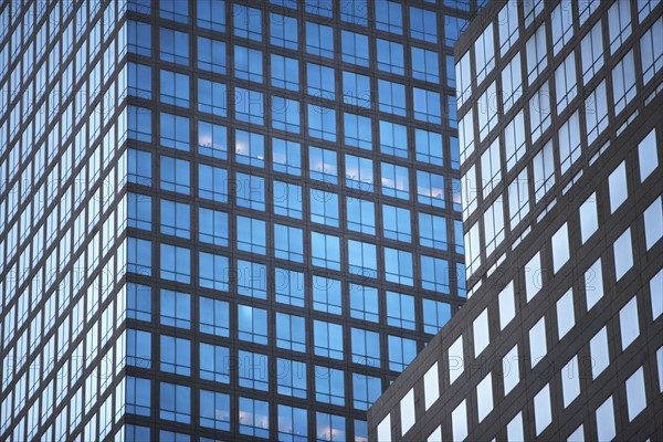 USA, New York City, skyscraper facade. Photo : fotog