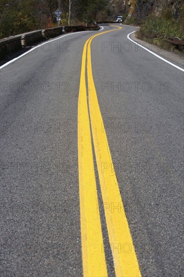 USA, New York, Bear Mountain, winding road. Photo : fotog