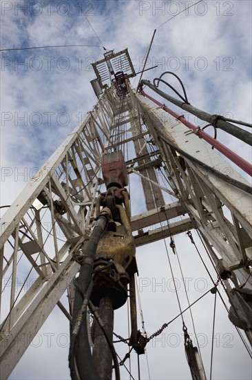 Oil drill on rig. Photo : Dan Bannister