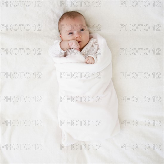 USA, New Jersey, Jersey City, Baby girl (2-5 months) portrait. Photo : Jamie Grill Photography