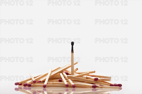 Pile of matches with one burned inside. Photo : FBP