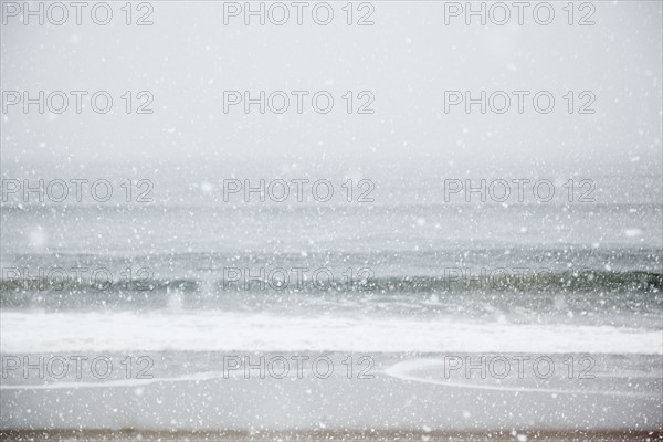 USA, New York State, Rockaway Beach, snow storm on beach. Photo : Jamie Grill Photography