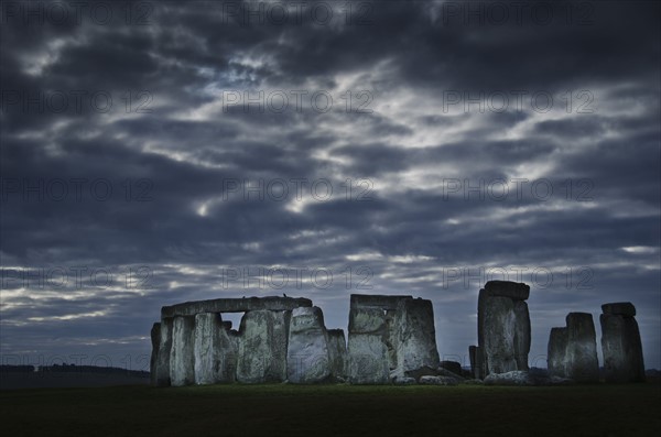 UK, Stonehenge, Scenic view at dawn.