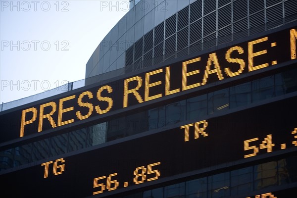 USA, New York State, New York City, Times Square, Stock Quotron, close-up. Photo : fotog