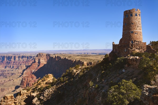 USA, Arizona, Grand Canyon, The Watchtower and desert view. Photo : Gary Weathers