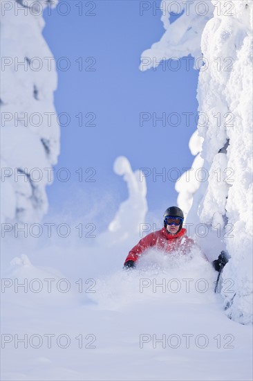 USA, Montana, Whitefish, skier on slope. Photo : Noah Clayton