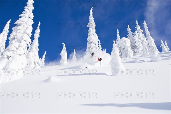 USA, Montana, Whitefish, skier on slope. Photo : Noah Clayton