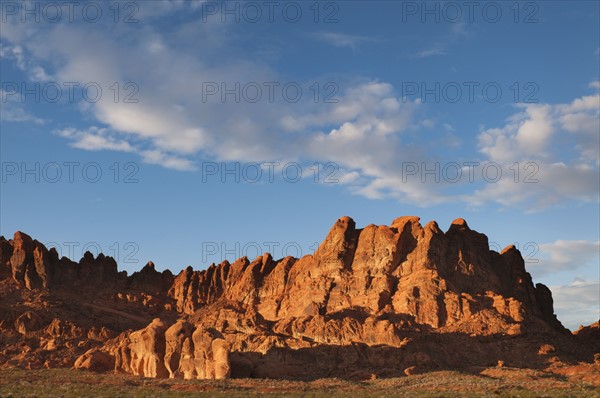 USA, Nevada, Valley of Fire, Red Rock Hills. Photo : Gary Weathers