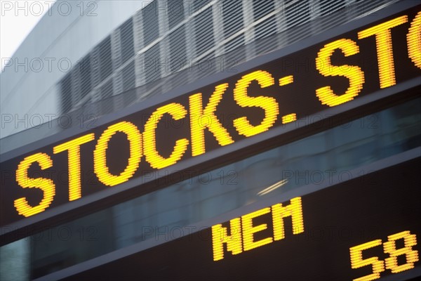 USA, New York State, New York City, Times Square, Stock Quotron, close-up. Photo : fotog