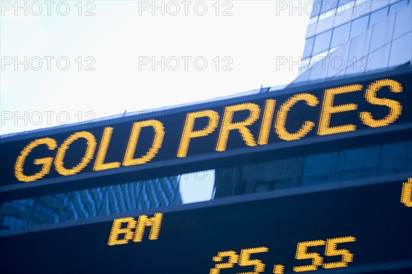 USA, New York State, New York City, Times Square, Stock Quotron, close-up. Photo : fotog