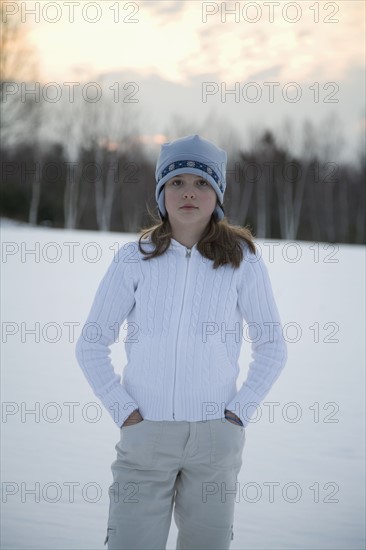USA, New York State, New York City, teenage girl in winter landscape, portrait. Photo : Johannes Kroemer