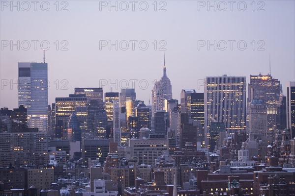 USA, View of New York City covered with snow . Photo : fotog