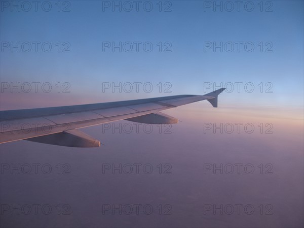 Airplane Wing. Photo : Johannes Kroemer