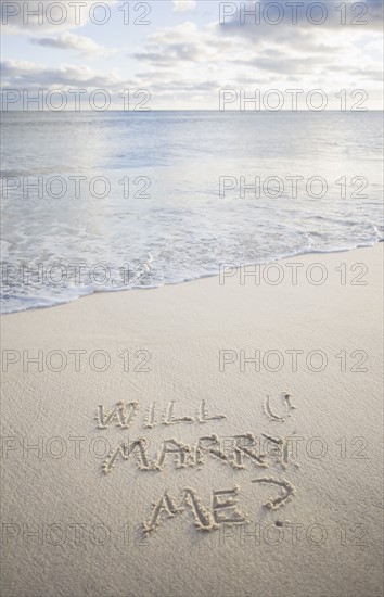 USA, Massachusetts, message on beach. Photo : Chris Hackett