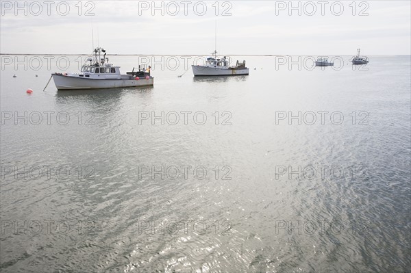 USA, Massachusetts, moored fishing boats. Photo : Chris Hackett