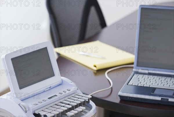 Stenograph machine. Photo : Daniel Grill